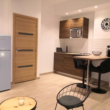 Le Studio Du Vieux Port Apartment Marseille Luaran gambar